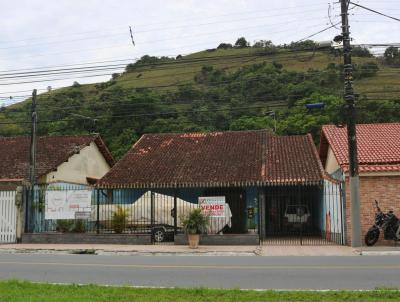 Casa em Condomínio para Venda, em Angra dos Reis, bairro Vila da Petrobrás, 5 dormitórios, 3 banheiros, 2 suítes, 2 vagas